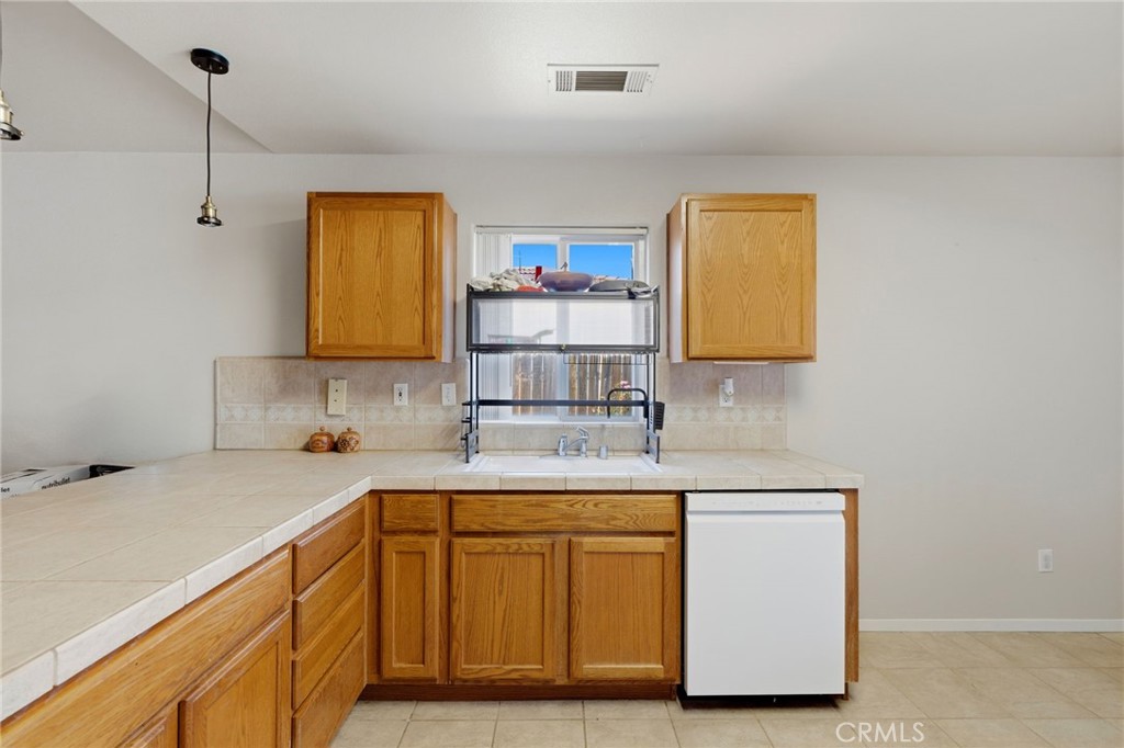 1865 La Vida Avenue Property Photo 25