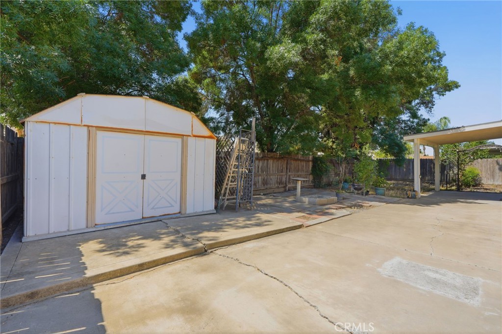 1865 La Vida Avenue Property Photo 44