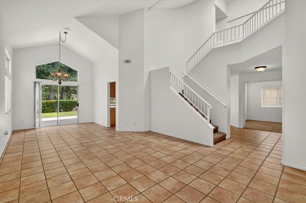 521 Brookside Drive Property Photo 7