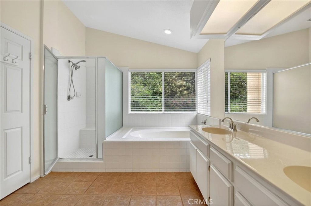 521 Brookside Drive Property Photo 26