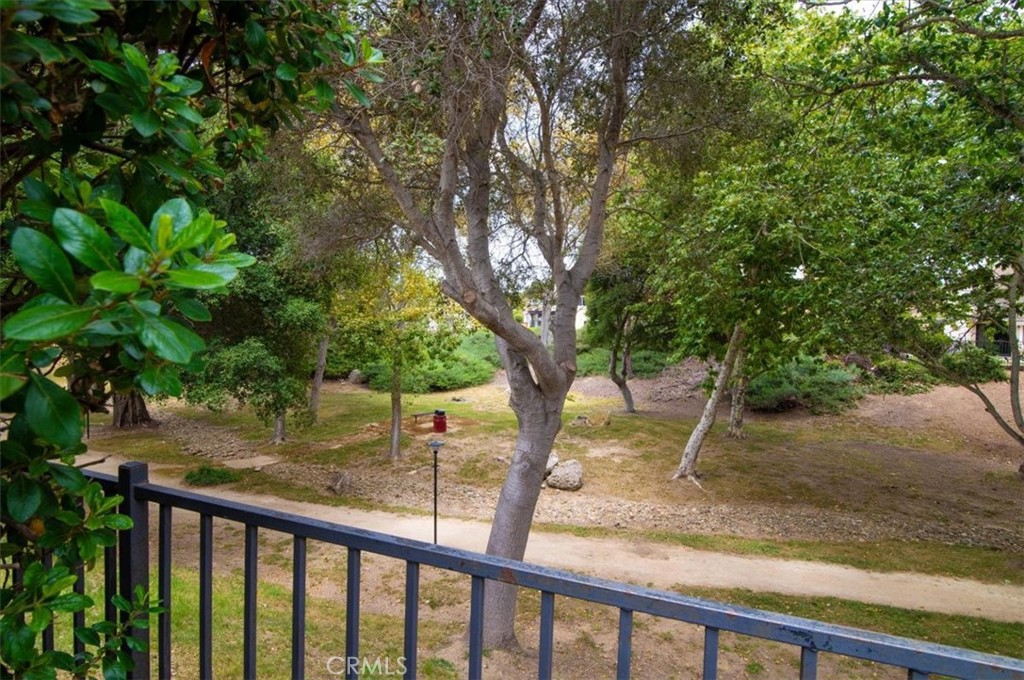 521 Brookside Drive Property Photo 39