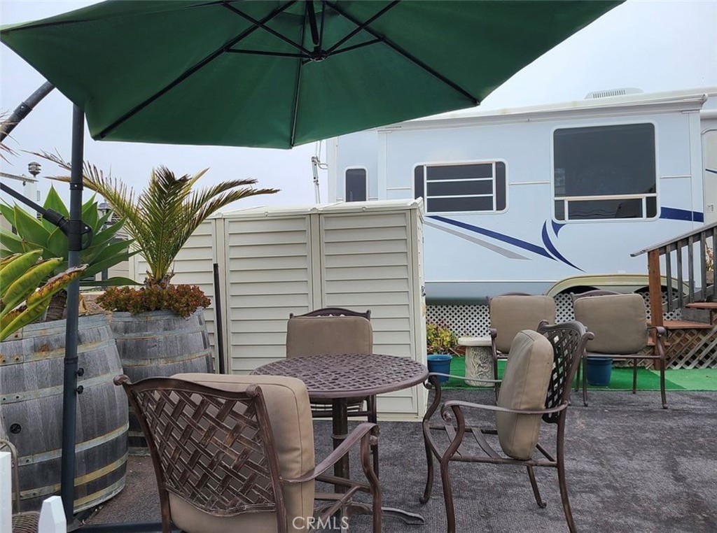 233 Surf Street 6 Property Photo 7