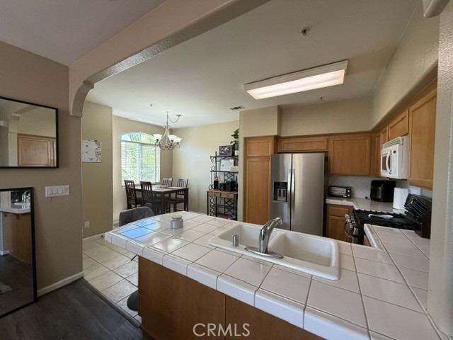 610 Sunrise 8l Property Photo 12