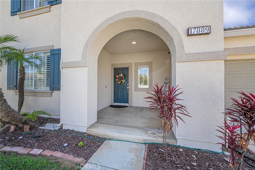 17889 Orangewood Lane Property Photo 3
