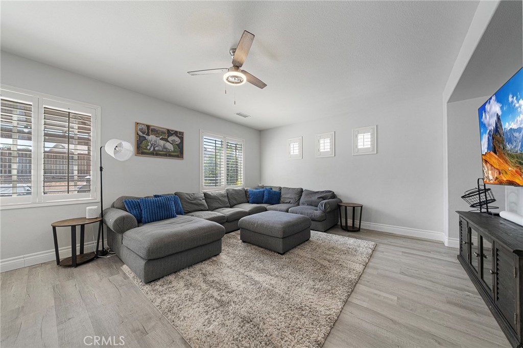 17889 Orangewood Lane Property Photo 4