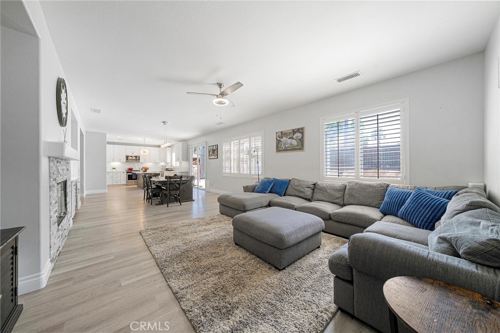 17889 Orangewood Lane Property Photo 7