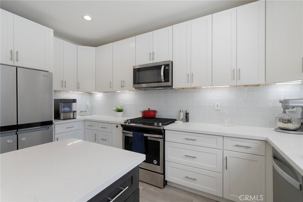 17889 Orangewood Lane Property Photo 12