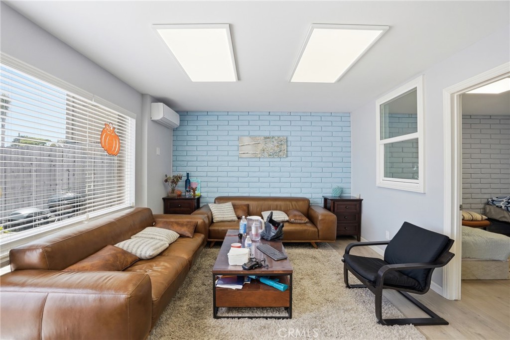 2141 10th Street Property Photo 4