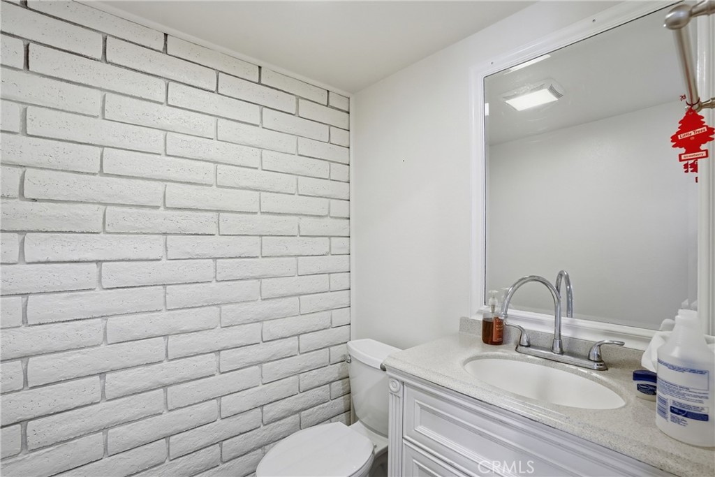 2141 10th Street Property Photo 8