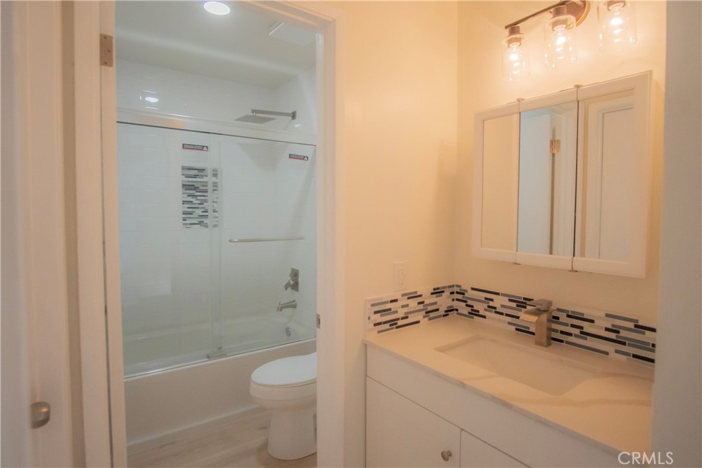 714 Tanner Drive B4 Property Photo 13
