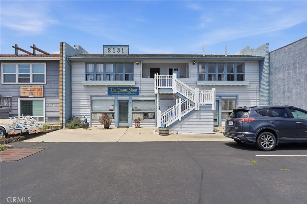 2131 10th Street Property Photo 2