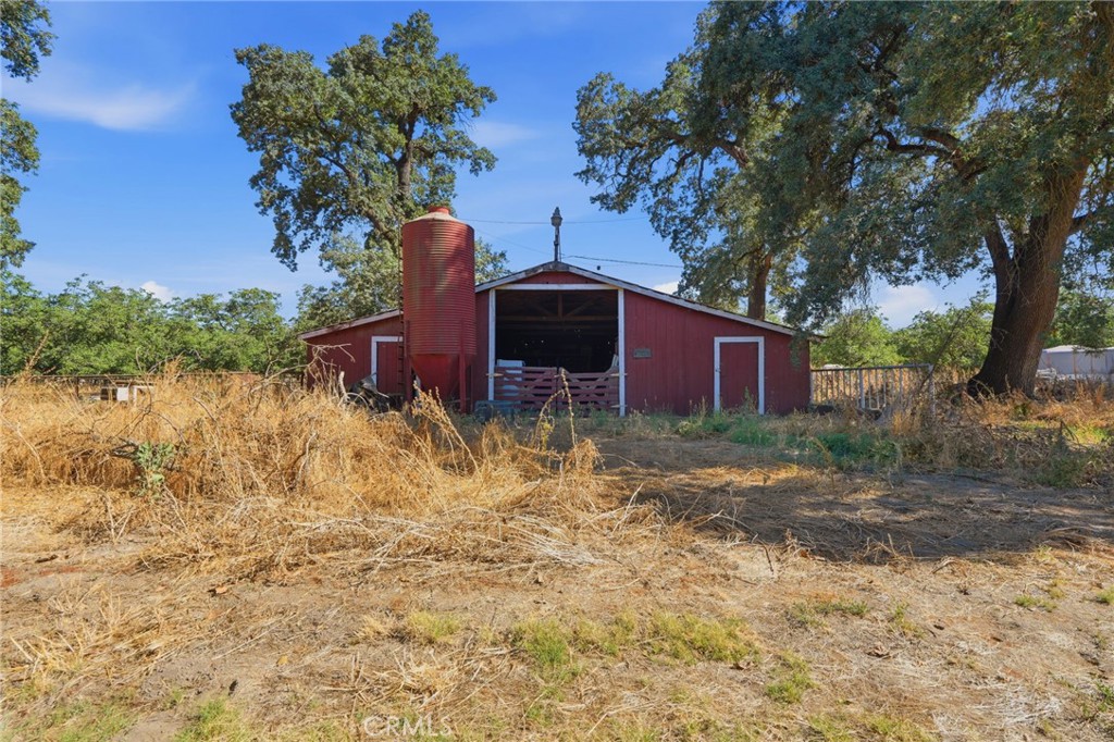 21530 Tiburico Avenue Property Photo 59
