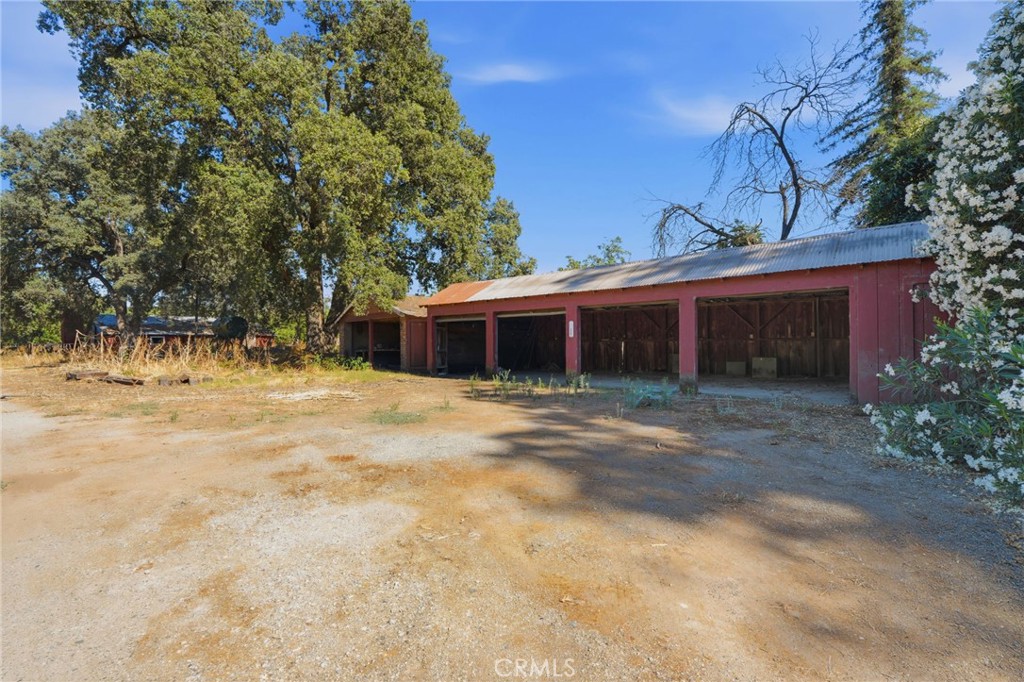 21530 Tiburico Avenue Property Photo 61