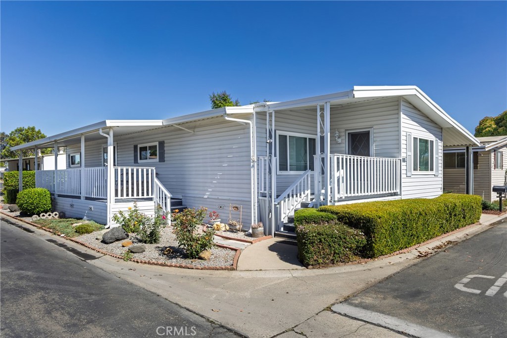 1201 Via Felice Property Photo 4