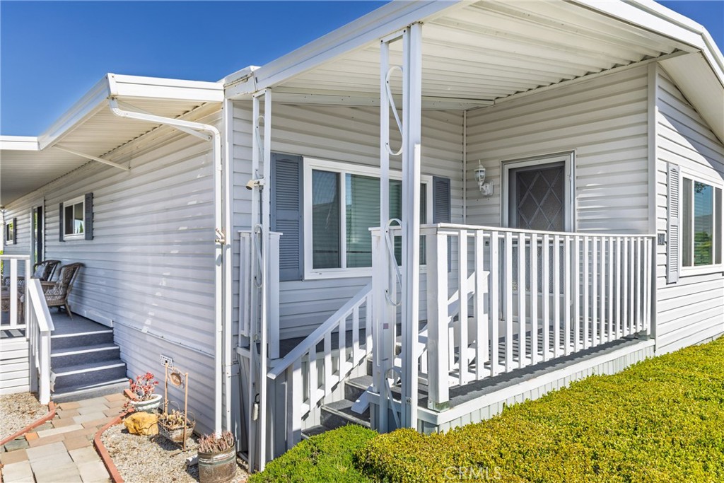 1201 Via Felice Property Photo 7