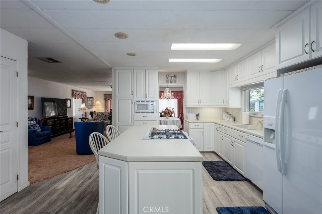 1201 Via Felice Property Photo 14