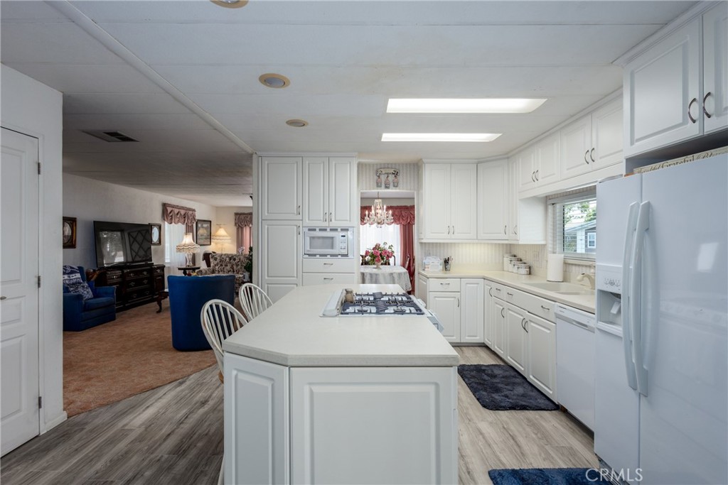 1201 Via Felice Property Photo 14