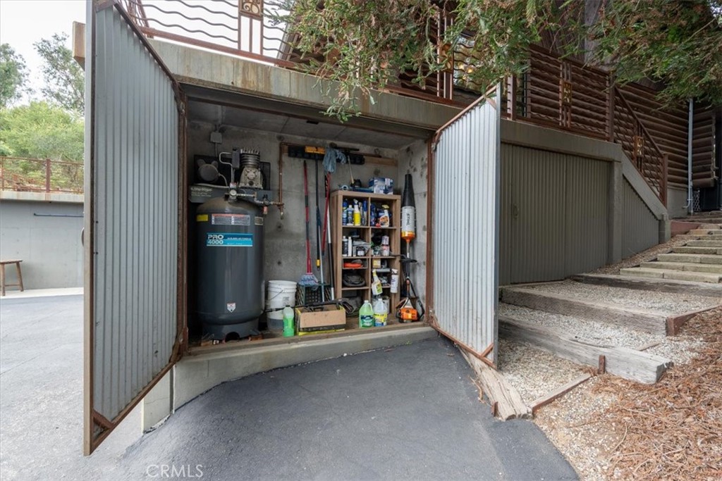 2315 Autumn Property Photo 44