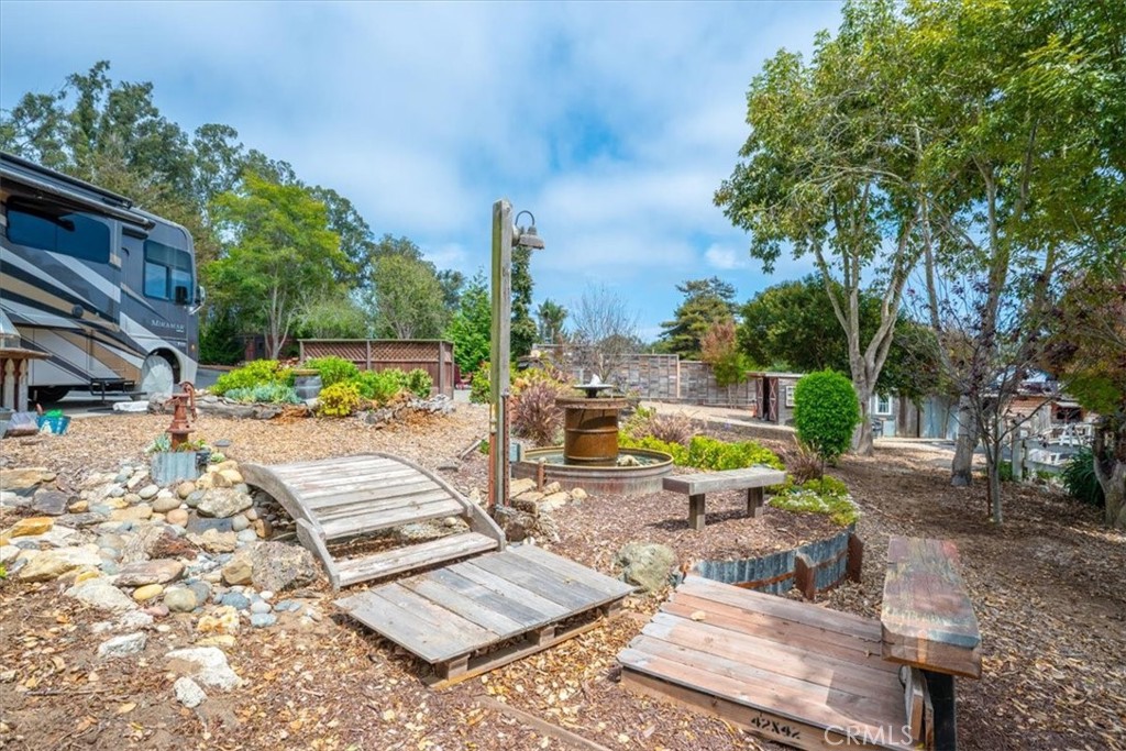 2315 Autumn Property Photo 63