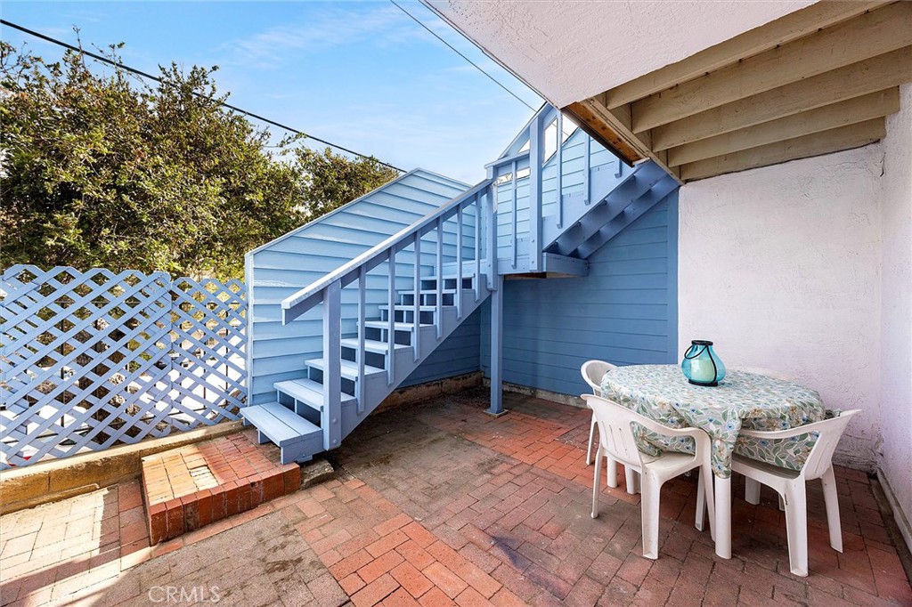 1633 Ramona Property Photo 16