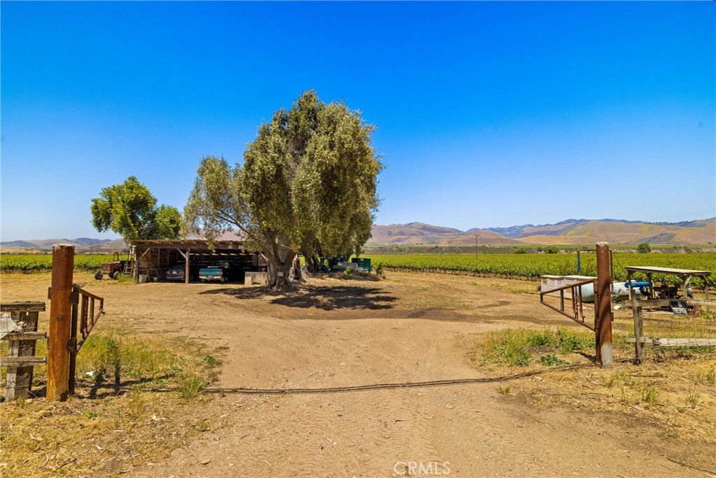 5533 Foxen Canyon Road Property Photo 7