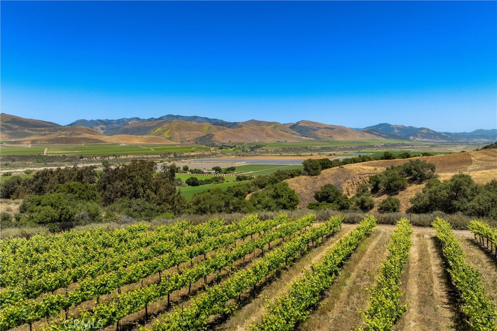 5533 Foxen Canyon Road Property Photo 15