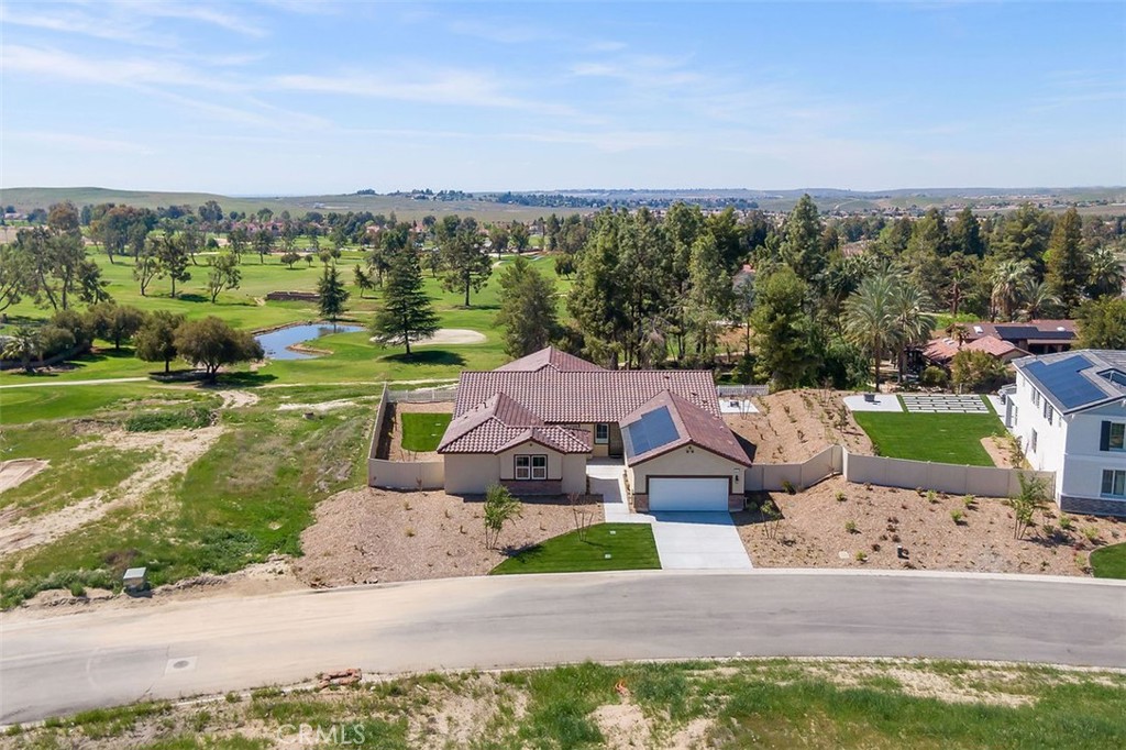 5609 Levanto Property Photo 7