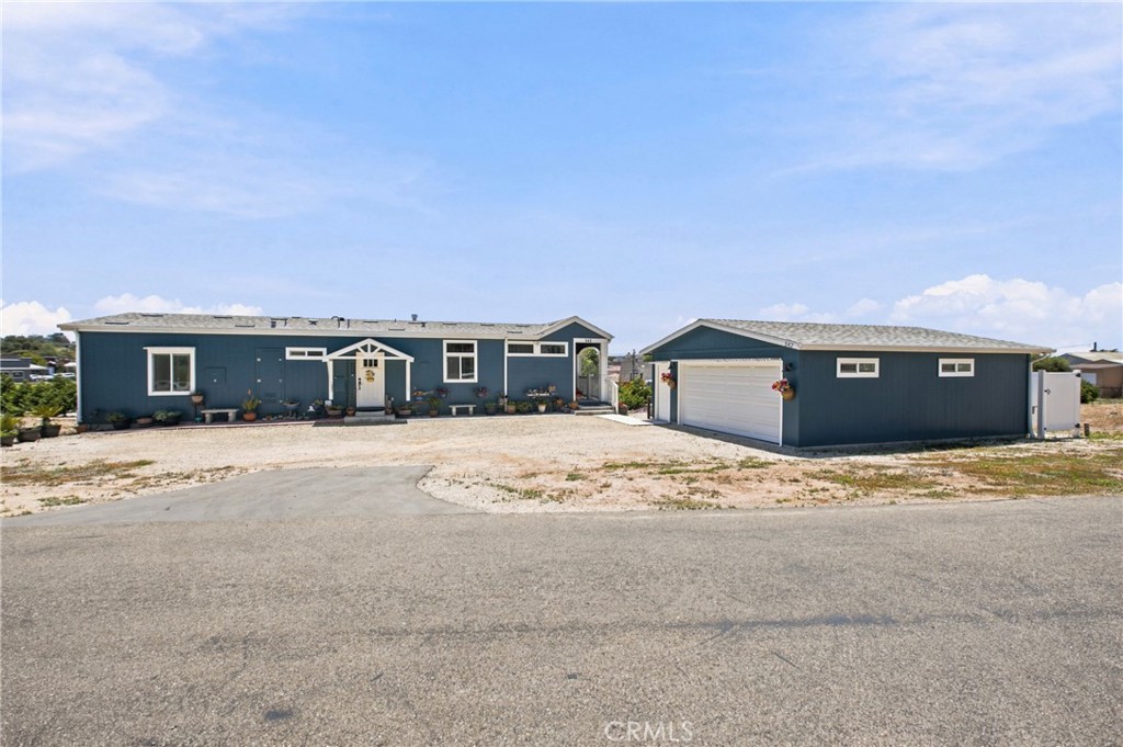 542 Tilhisa Property Photo 1