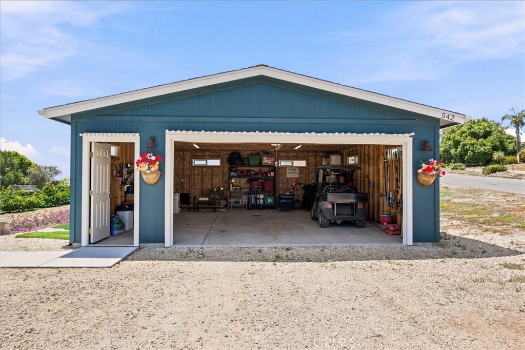 542 Tilhisa Property Photo 32
