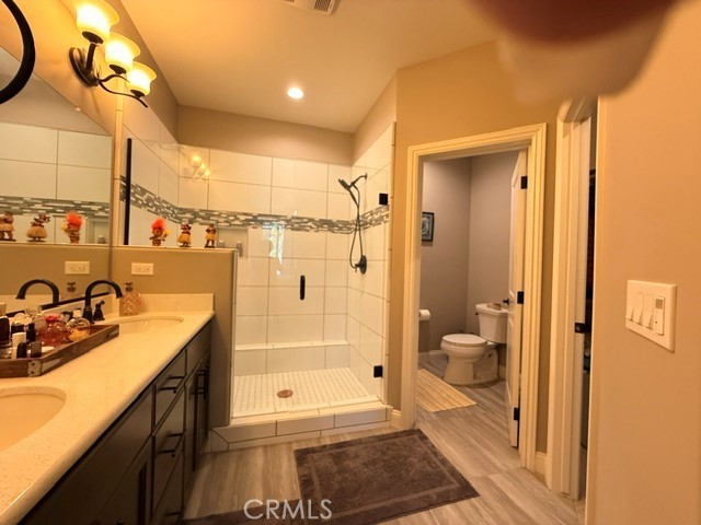 629 Agapanthus Property Photo 16