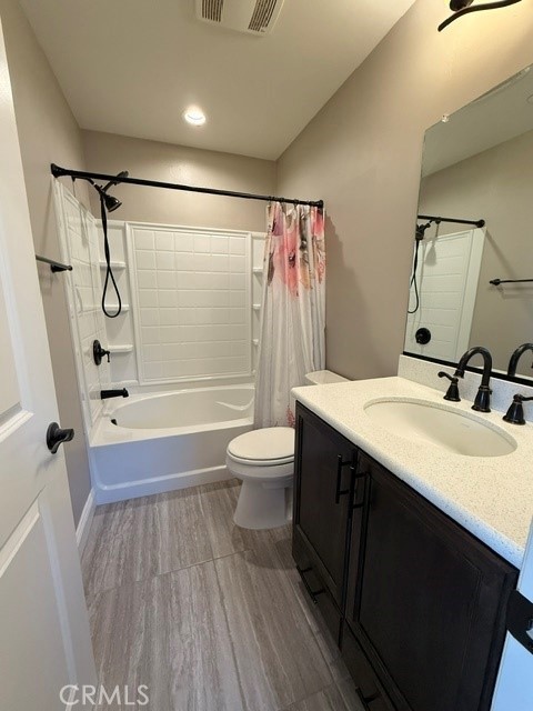 629 Agapanthus Property Photo 24