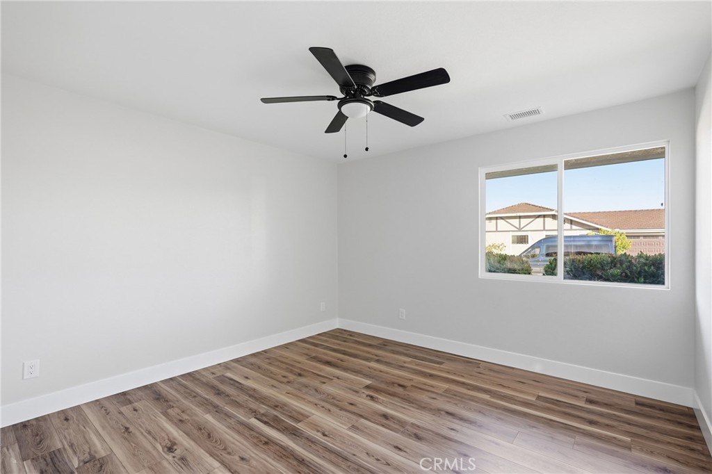 1423 Genoa Way Property Photo 27