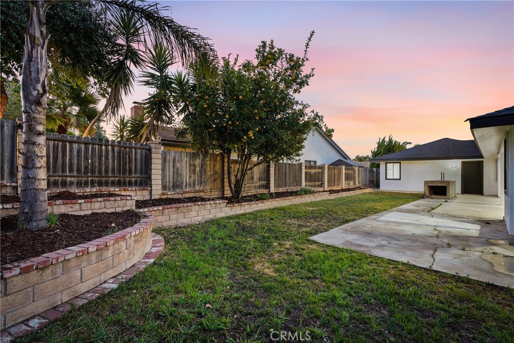1423 Genoa Way Property Photo 33