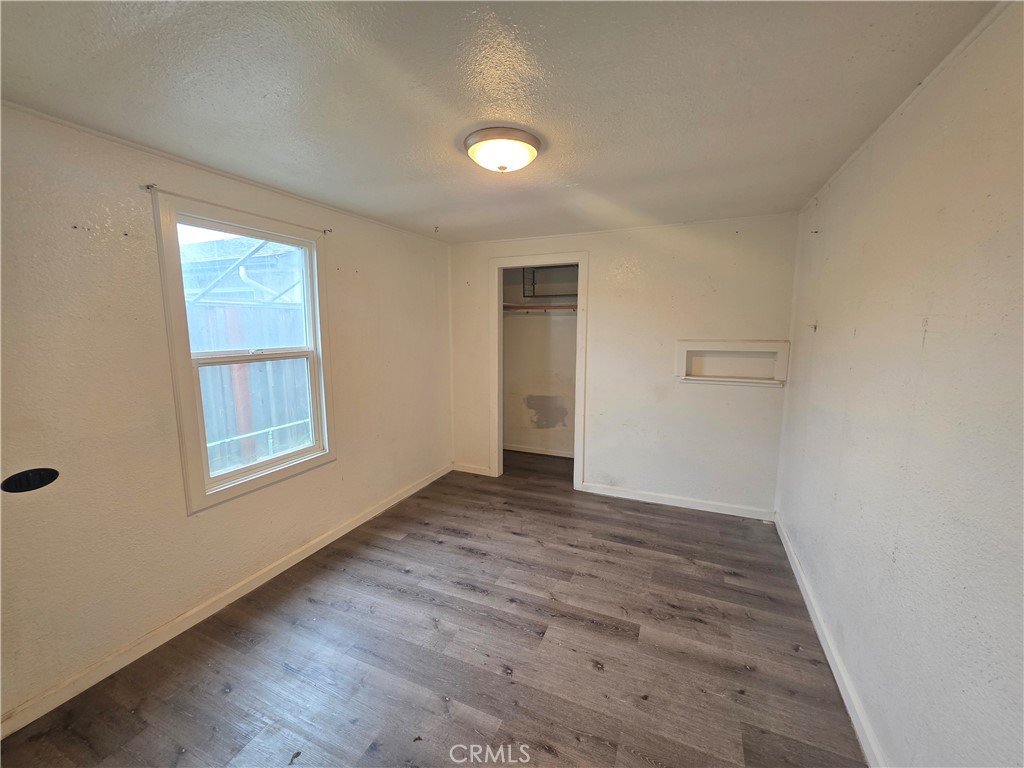 557 S 10th Property Photo 10