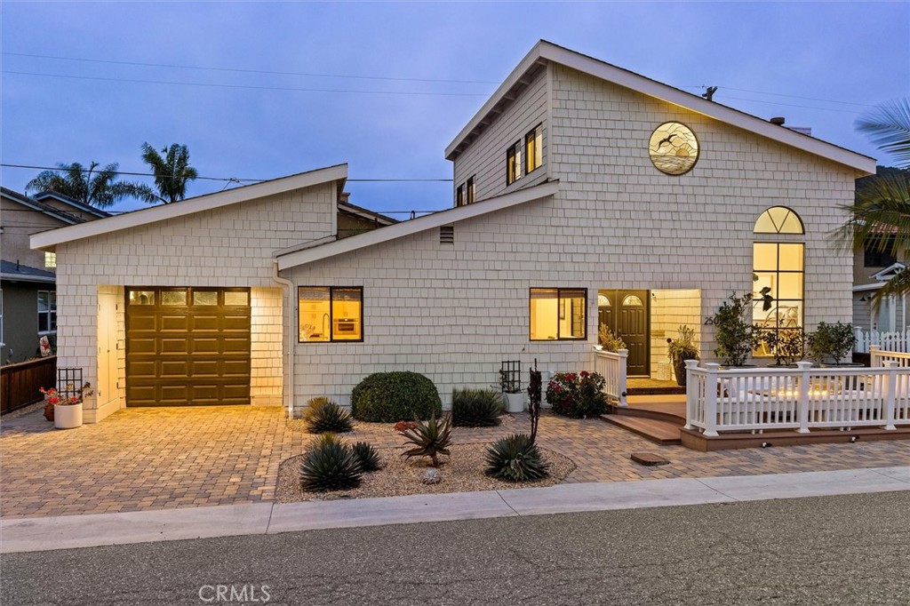 250 Castaic Avenue Property Photo 3