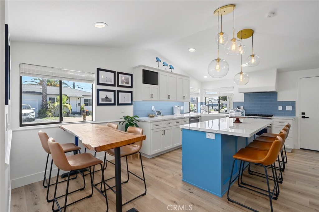 250 Castaic Avenue Property Photo 20