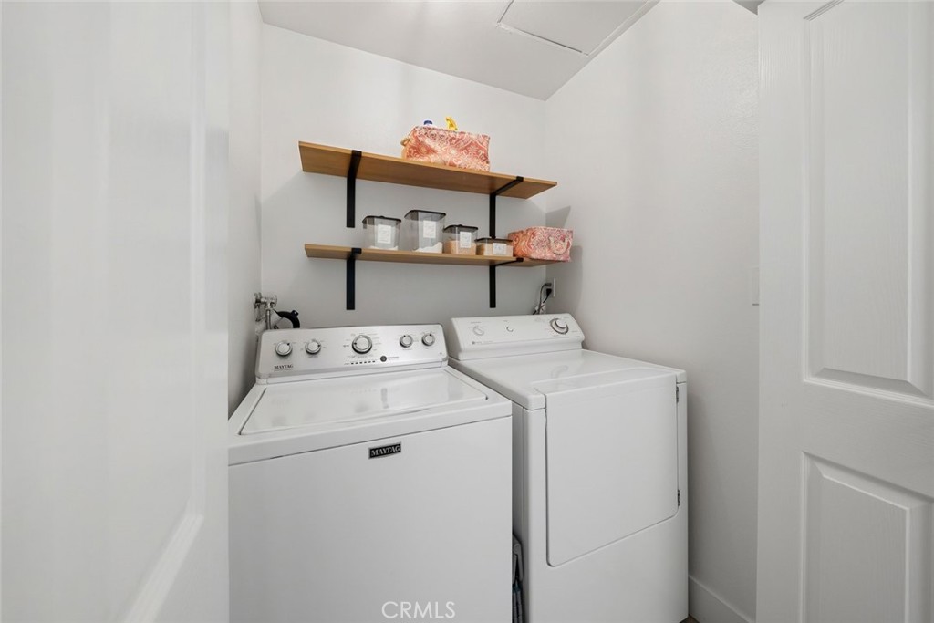 250 Castaic Avenue Property Photo 39