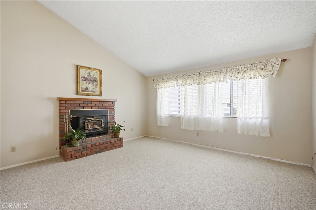 1985 Olive Drive Property Photo 5