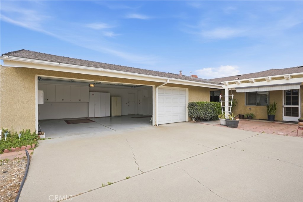 1985 Olive Drive Property Photo 28