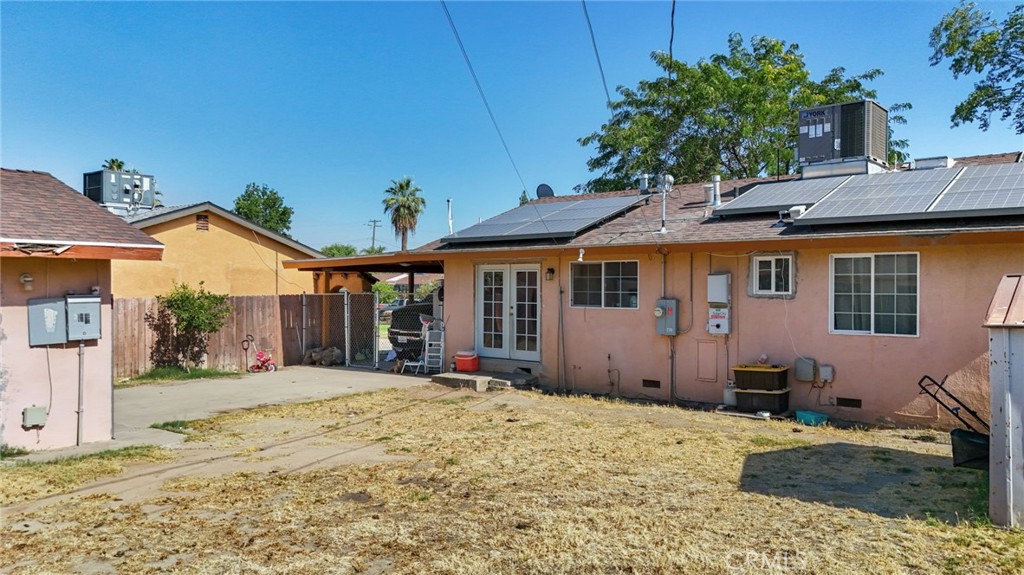 1418 Rosalia Property Photo 5