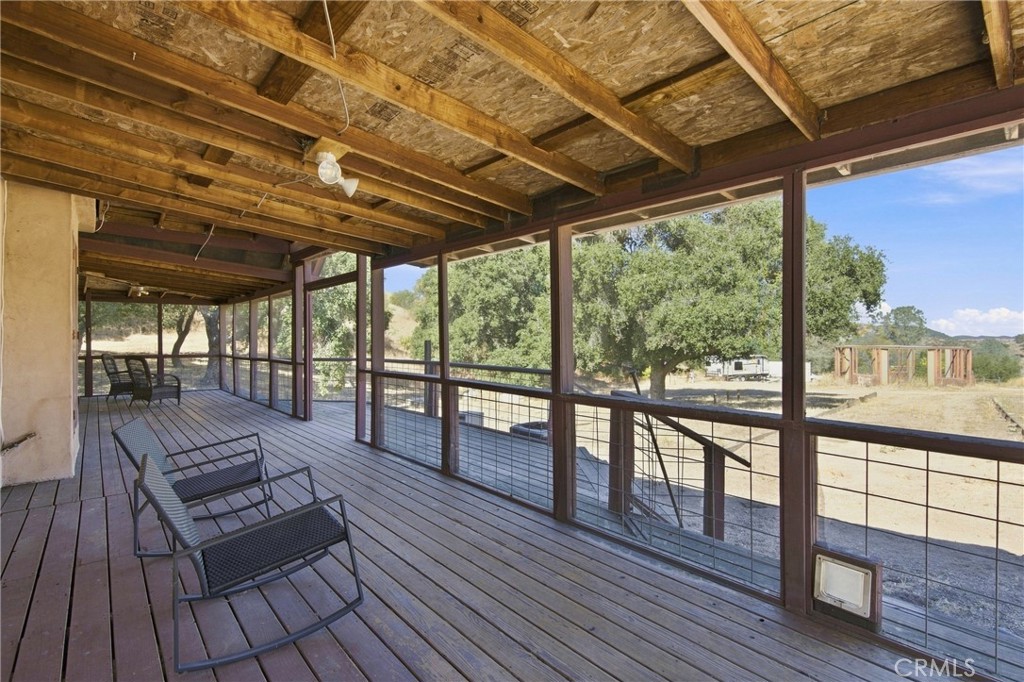 5885 Lion Ridge Property Photo 27