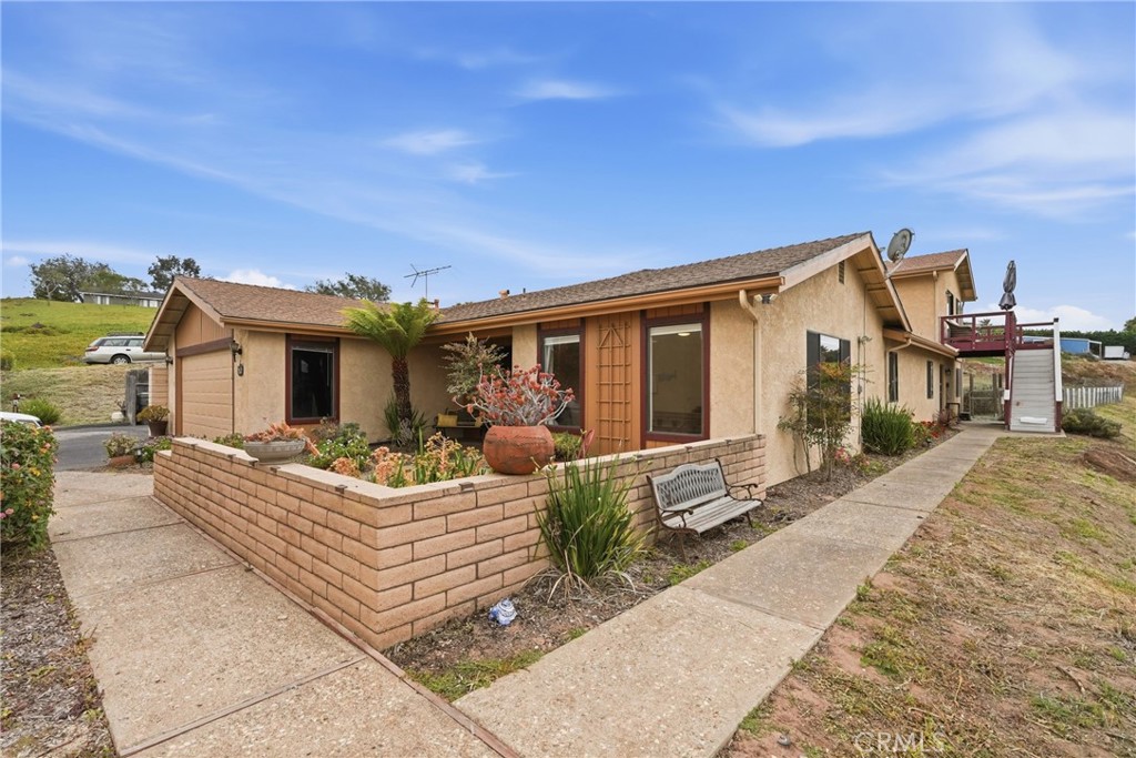 670 Camino Contento Property Photo 3