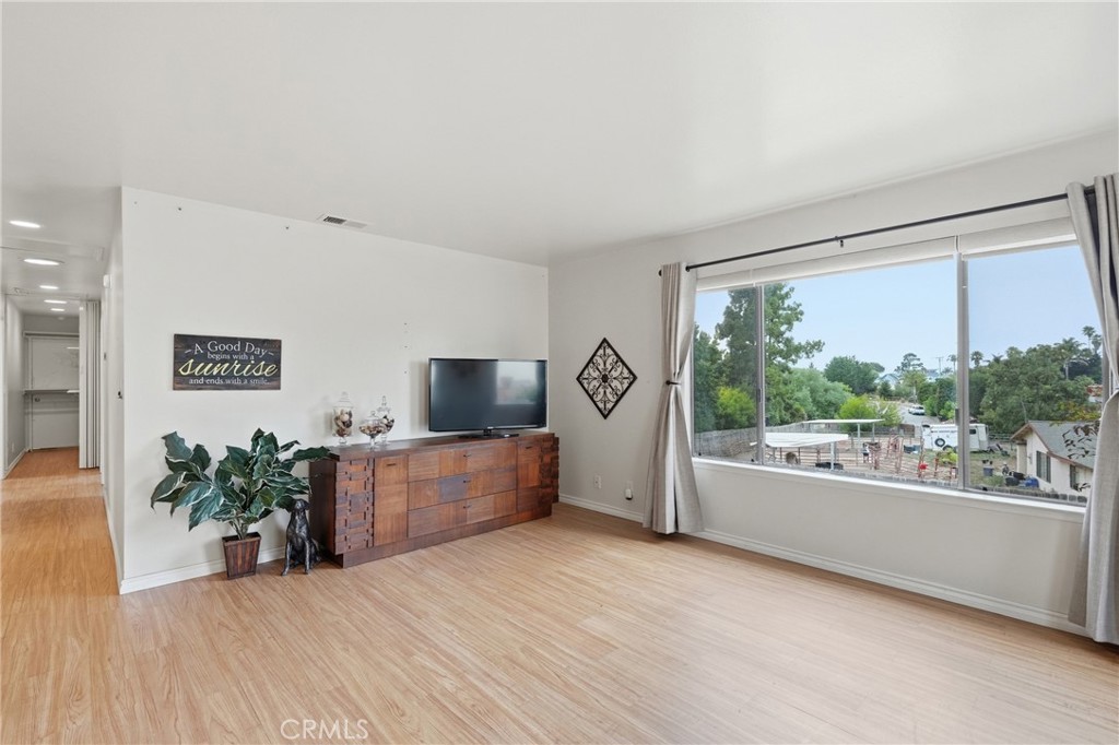 670 Camino Contento Property Photo 8