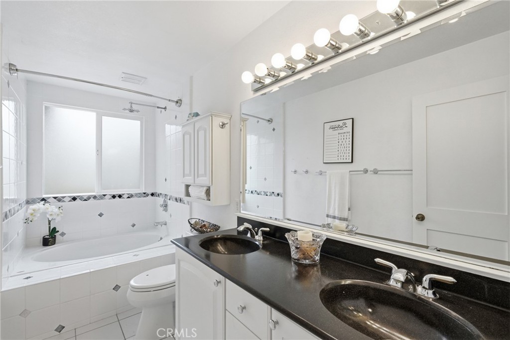 670 Camino Contento Property Photo 18