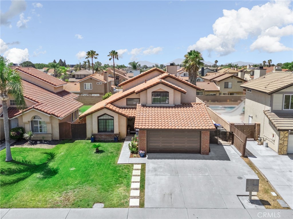 17253 Dolphin Property Photo 1
