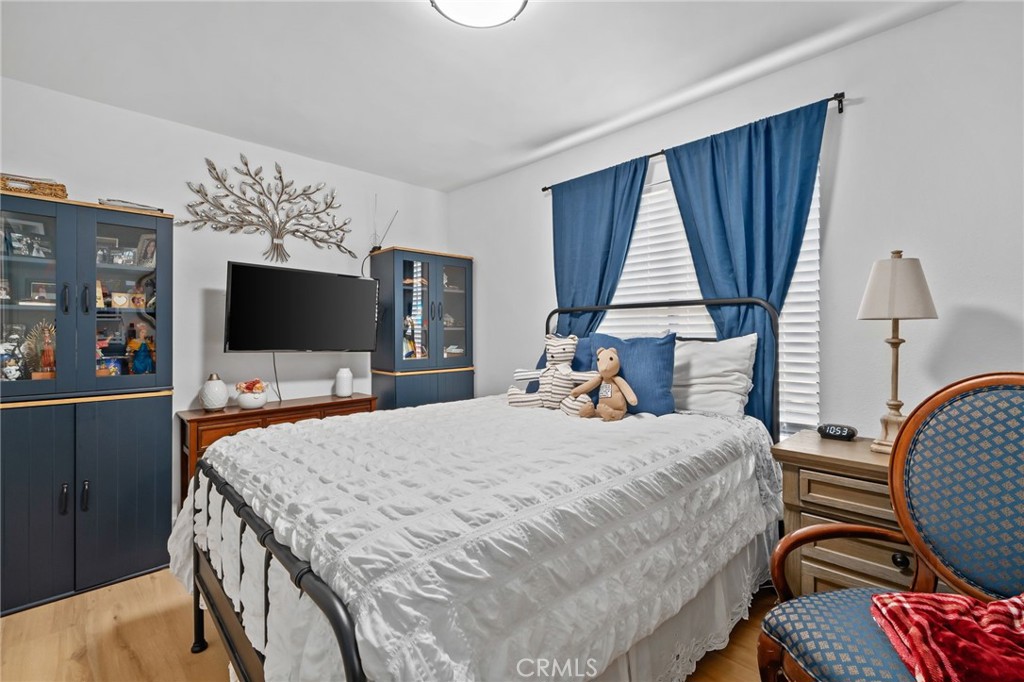 17253 Dolphin Property Photo 6