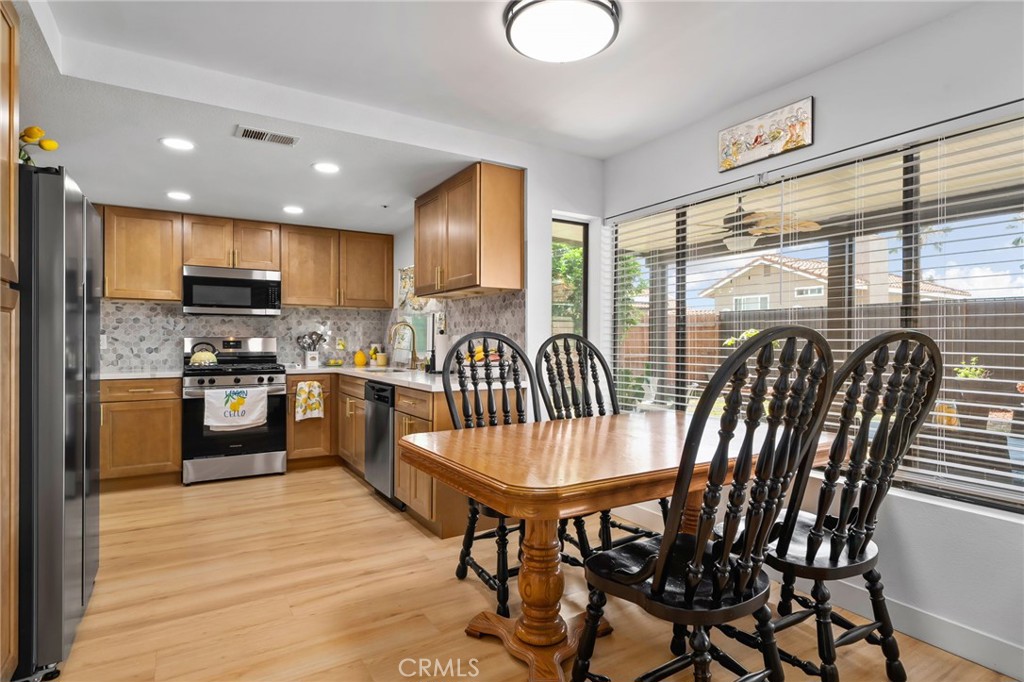 17253 Dolphin Property Photo 8