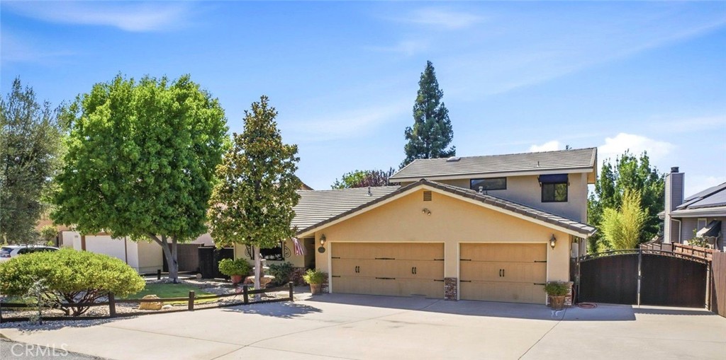 1695 Southfork Property Photo 1