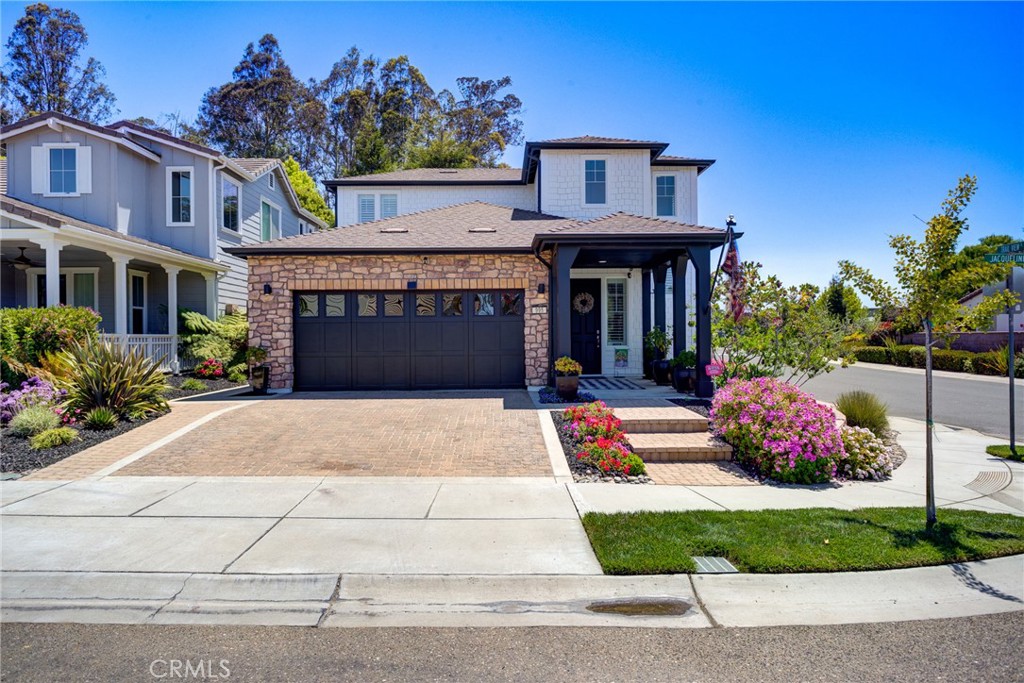 995 Jacqueline Property Photo 2