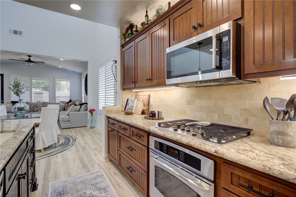 995 Jacqueline Property Photo 15